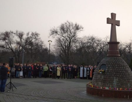 Двох дітей з Кіровоградщини використовували для знімання порно мати зі співмешканцем. ФОТО