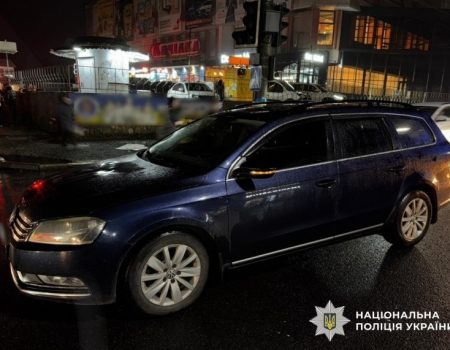 У Кропивницькому напередодні Дня Гідності тa Свободи відкрили меморіальну дошку Винниченку