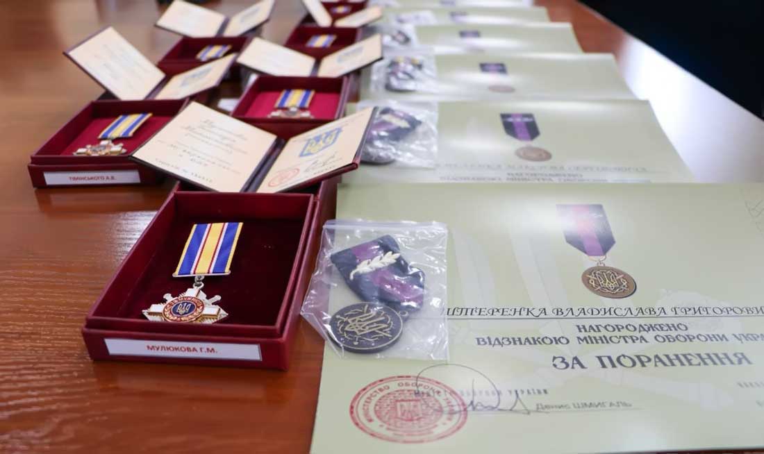 В Олександрії шістьох захисників відзначили нагородами «За поранення»