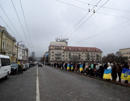 Від завтра патрульні фіксуватимуть порушення на “фантомах” без розпізнавальних знаків. ФОТО